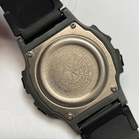 Armitron vintage digital watch, 40/6531, new battery, rubber strap